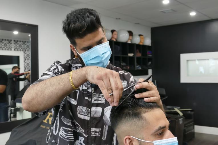 Hair Barber Jobs in Canada with Visa Sponsorship for Foreigners – APPLY NOW!